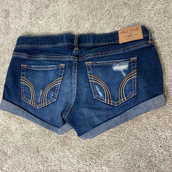 Hollister Low Rise Shorts - Picture 3 of 7